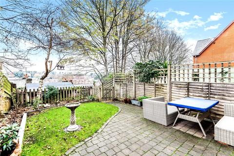 36 Alison Way, Winchester, SO22 5BT