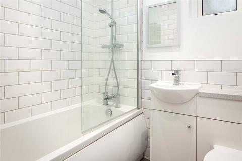 Flat A, 22 Milton Avenue, London, N6 5QE