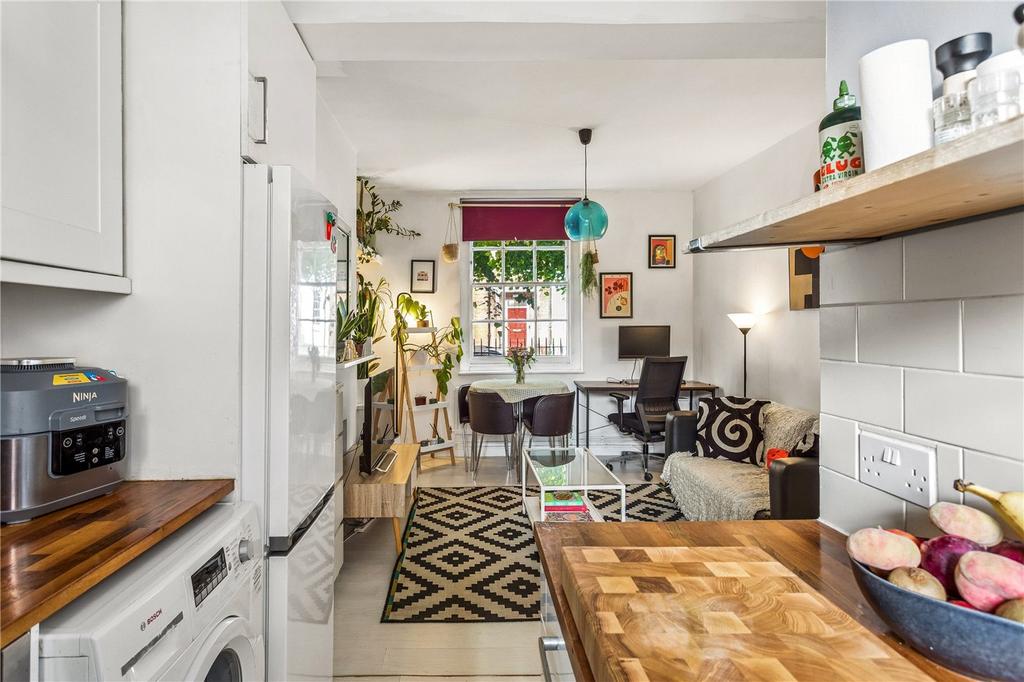 Apartment in London, Angel, Islington - View 4