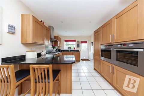 8 Milan Walk, Brentwood, CM14 4HQ
