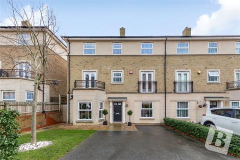 8 Milan Walk, Brentwood, CM14 4HQ