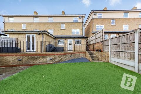 8 Milan Walk, Brentwood, CM14 4HQ