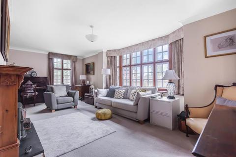 Woodstock Carron Lane, Midhurst, GU29 9LD