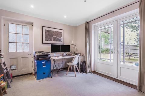 Woodstock Carron Lane, Midhurst, GU29 9LD