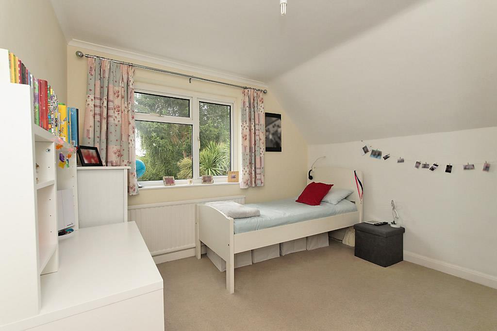 Hig-Bed-Two 1.jpg