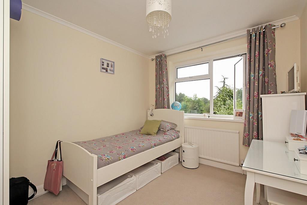 Hig-Bed-Three.jpg