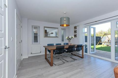 6 Deane Close, Sittingbourne, ME10 3ES