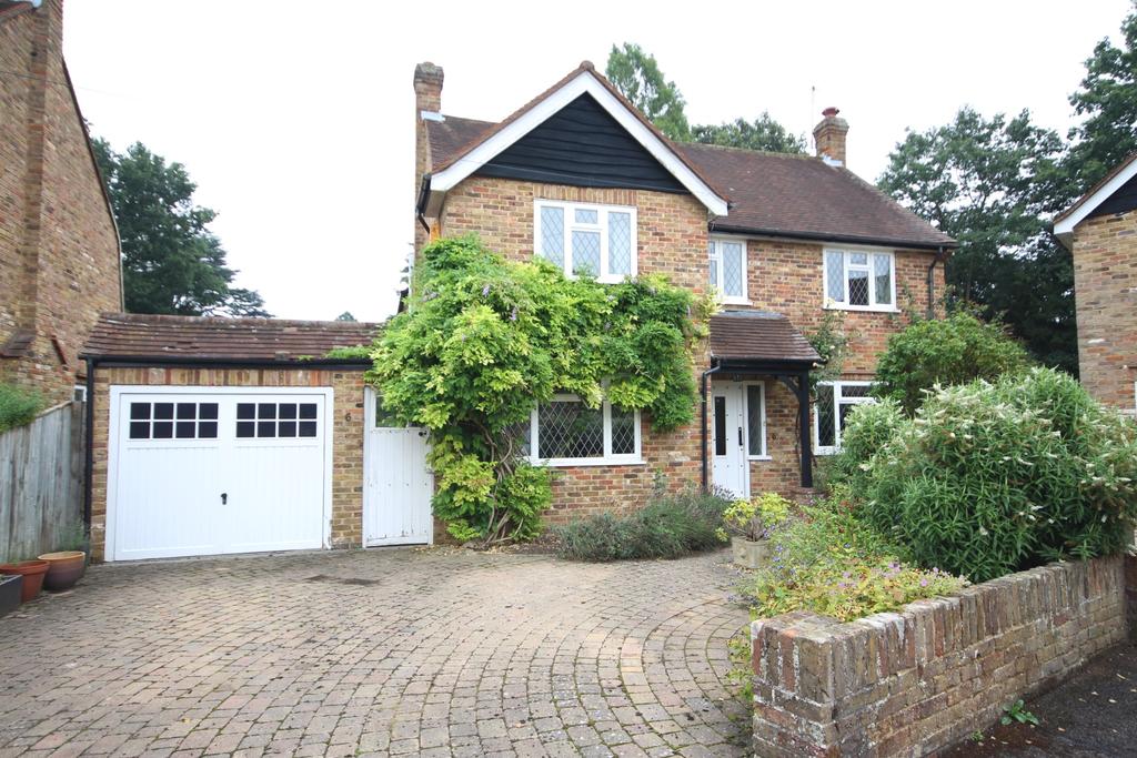 Pinkneys Green, Maidenhead 4 bed detached house £895,000