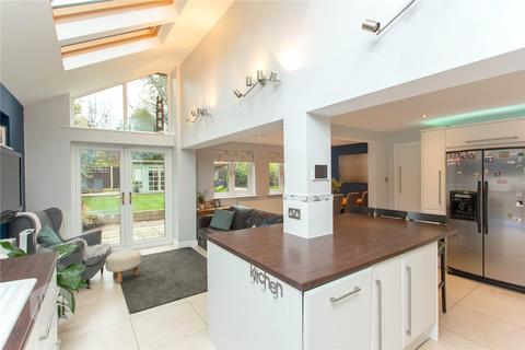 59 Applecross Close, Birchwood, Warrington, WA3 6XB