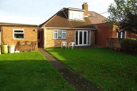 6 Beech Close, Ashford, TW15 1PN