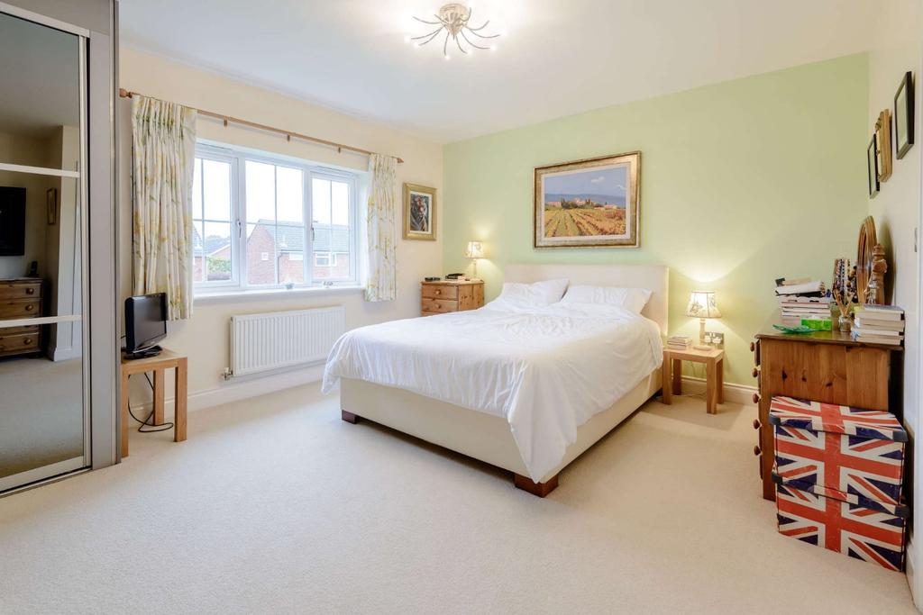Priincipal Bedroom