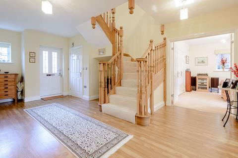 38 Knox Road, Guildford, GU2 9AH
