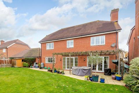 38 Knox Road, Guildford, GU2 9AH
