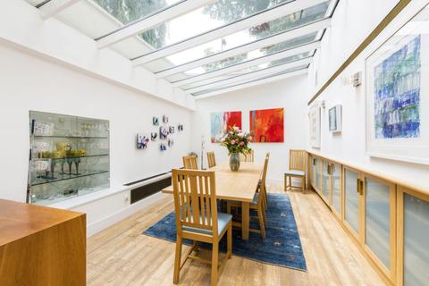 16 Warwick Avenue, London, W2 1XB