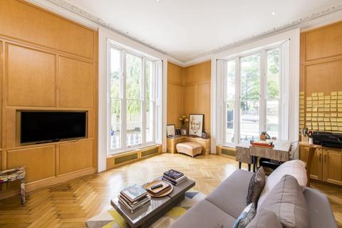 16 Warwick Avenue, London, W2 1XB