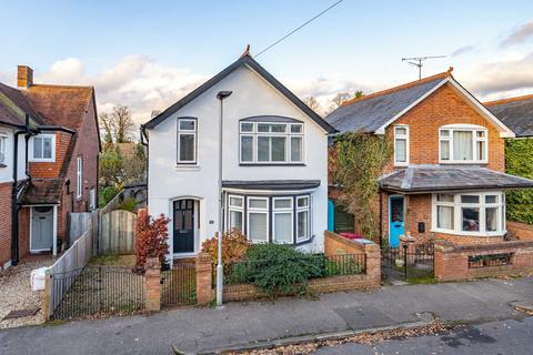38 Harrogate Road, Caversham, Reading, RG4 7PN