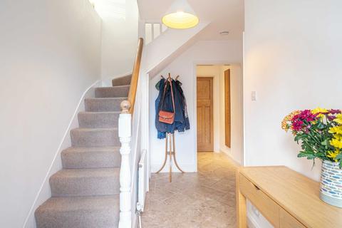 38 Harrogate Road, Caversham, Reading, RG4 7PN