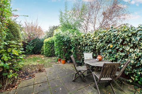 54 Raleigh Road, Richmond, TW9 2DX
