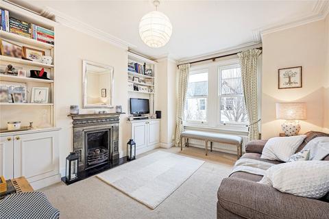 14c Treport Street, London, SW18 2BP