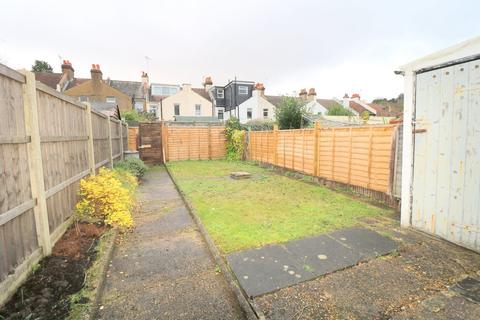 16 Elm Road, Purley, CR8 2DR