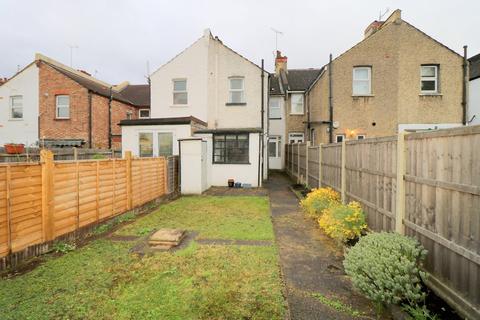 16 Elm Road, Purley, CR8 2DR