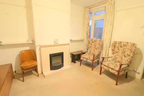 16 Elm Road, Purley, CR8 2DR