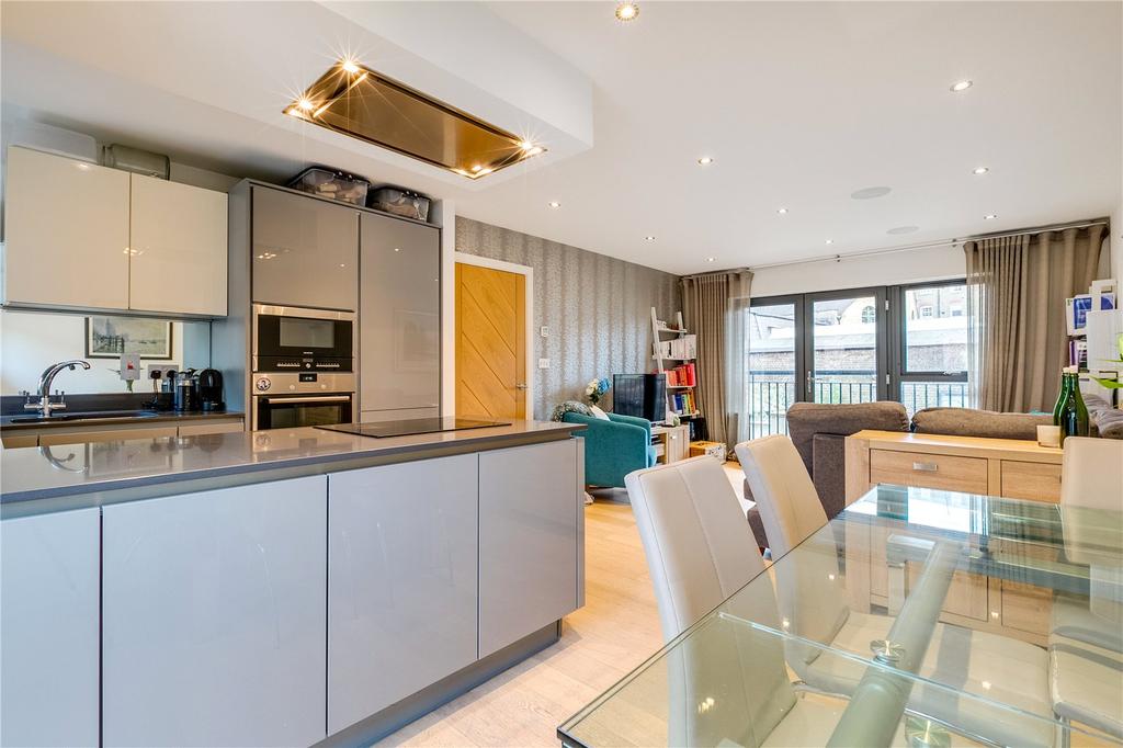 Kitchen/Reception