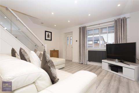 12 Botany Close, Heywood, OL10 4QZ