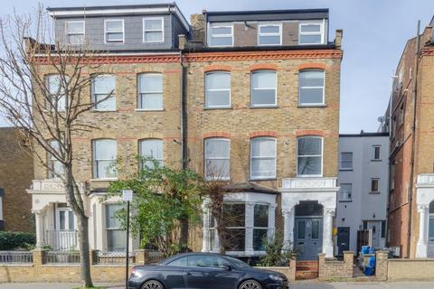 Flat C, 21 Adolphus Road, London, N4 2AT