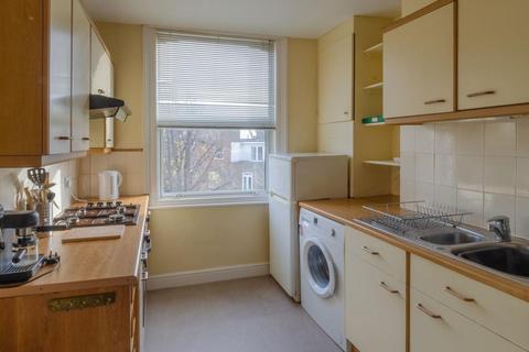 Flat C, 21 Adolphus Road, London, N4 2AT