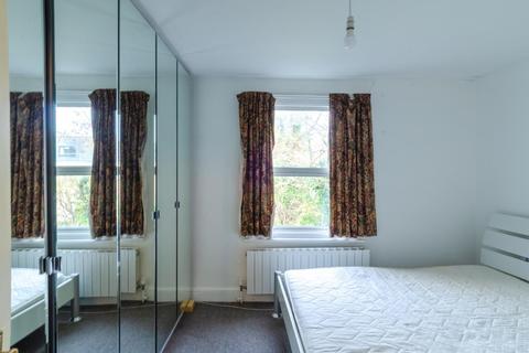 Flat C, 21 Adolphus Road, London, N4 2AT