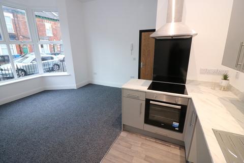 1 bedroom apartment to rent, Flat 1, 20 Louis Street