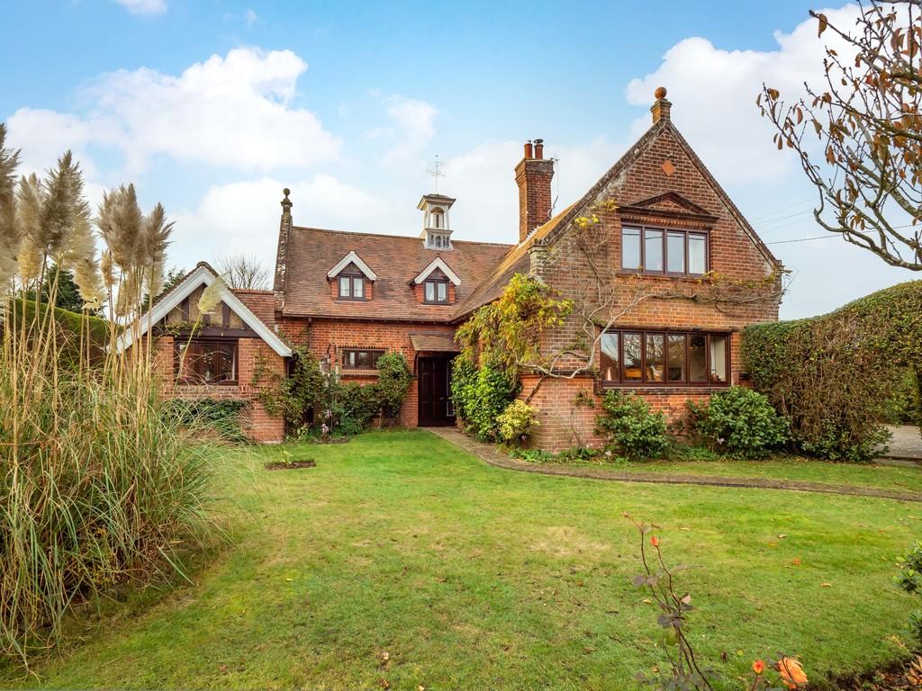 Hall Lane, Knapton 4 bed detached house £585,000
