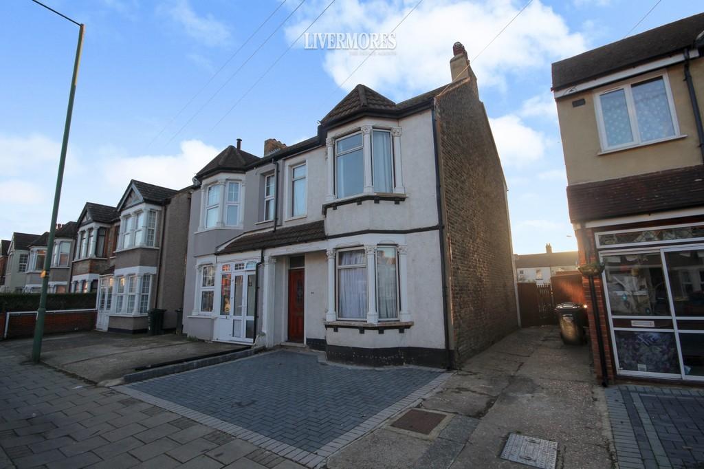 Park Road, Dartford, Kent 4 bed semidetached house £425,000