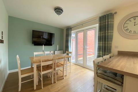 26 Bryn Meurig, Llanharry, Pontyclun, CF72 9FY