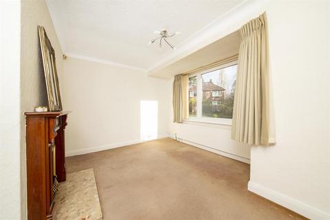 1 Parkland Gardens, Leeds, LS6 4PG