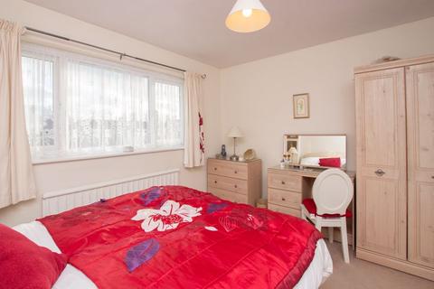 18 Royston Gardens, St Margarets At Cliffe, Dover, CT15 6AD
