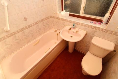 17 Freeth Road, Walsall, WS8 6JG