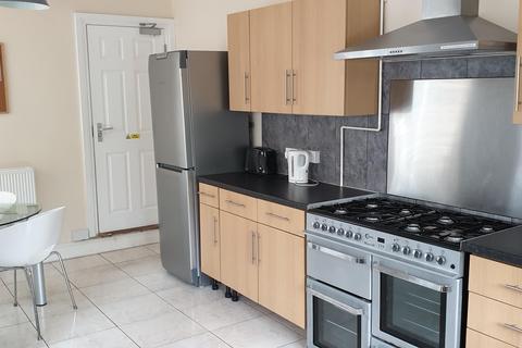 6 bedroom house to rent, Gwydr Crescent, Uplands, Swansea