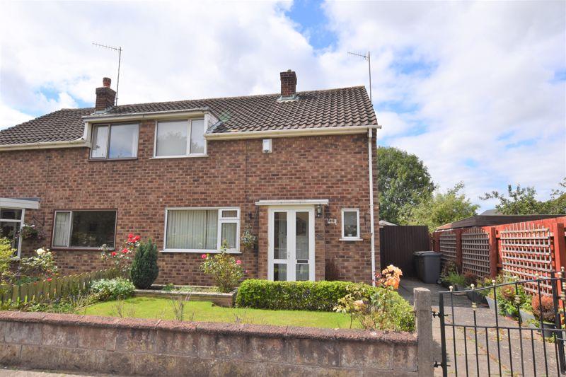 Frankby Grove, Upton 3 bed semidetached house £165,000