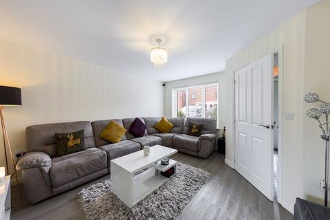 20 Sunliner Way, South Ockendon, RM15 5FS
