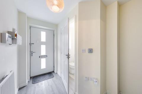 20 Sunliner Way, South Ockendon, RM15 5FS