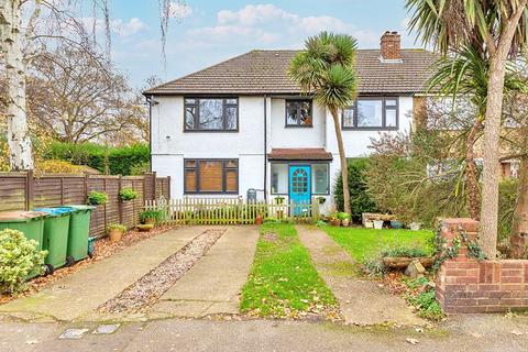 112 Angel Road, Thames Ditton, KT7 0BA
