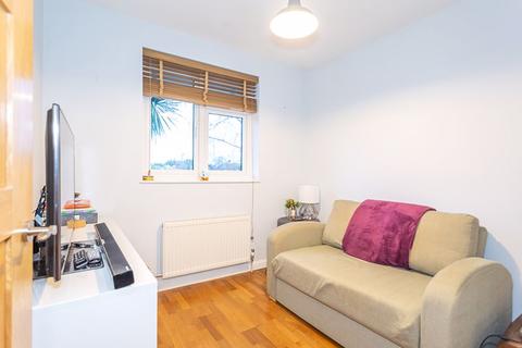 112 Angel Road, Thames Ditton, KT7 0BA