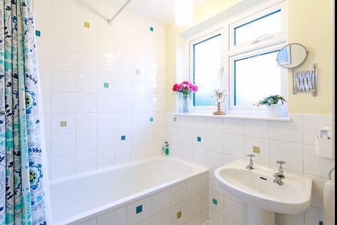 112 Angel Road, Thames Ditton, KT7 0BA