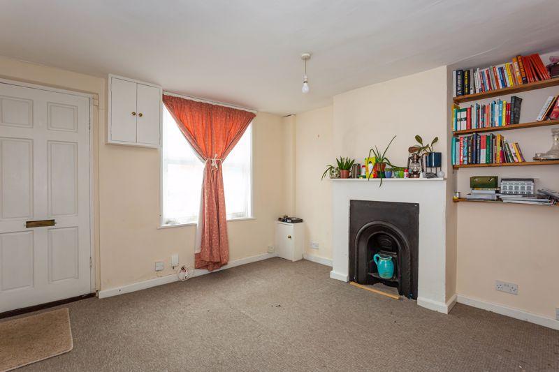 Edward Street, Abingdon 3 bed terraced house £275,000