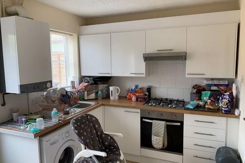 2 bedroom terraced house to rent, Linden Drive, Bristol