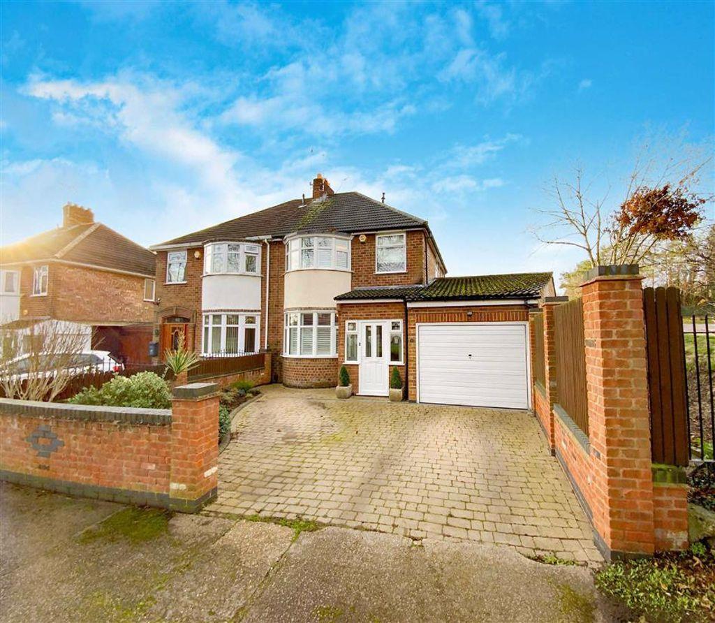 Gimson Road, Western Park, Leicester 3 bed semidetached house £298,000