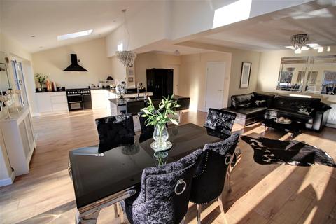 14 Barnard Road, Sutton Coldfield, B75 6AP