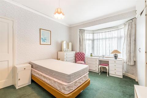 9 Torr Road, London, SE20 7PS